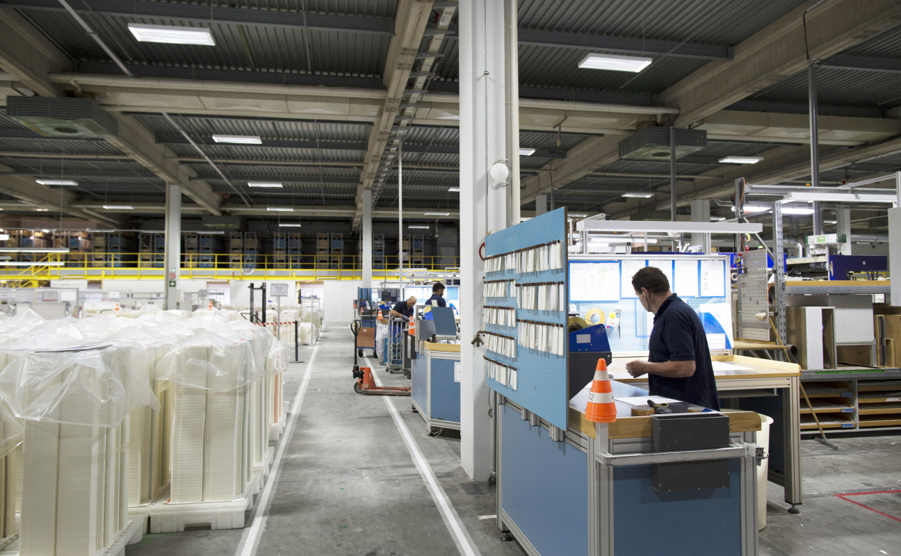 VKS Estampaciones Metálicas · Estampación Metálica para Fabricación Industrial de Piezas a Medida en Torres de la Alameda